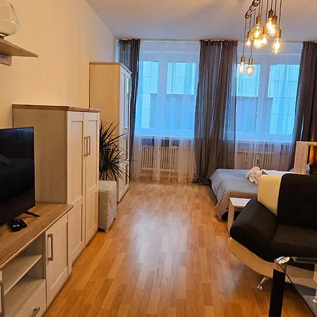 شقة Center Comfort - Cozy, Fully Equipped 3-room Near Main Station وبرتال