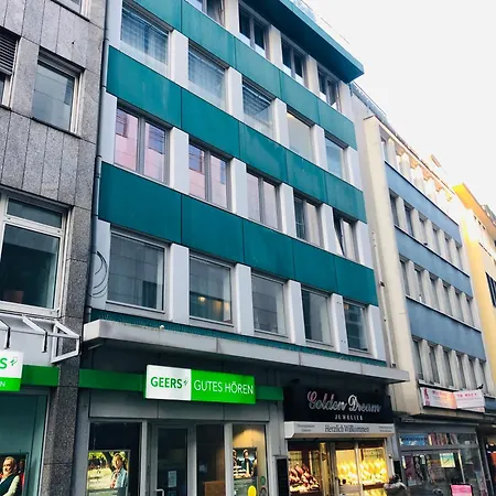 Center Comfort - Cozy, Fully Equipped 3-room Near Main Station Wuppertal