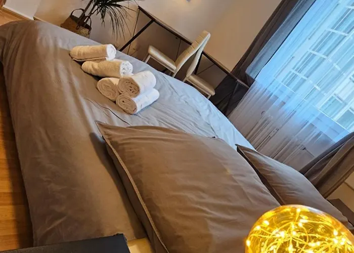 公寓 Center Comfort - Cozy, Fully Equipped 3-room Near Main Station *