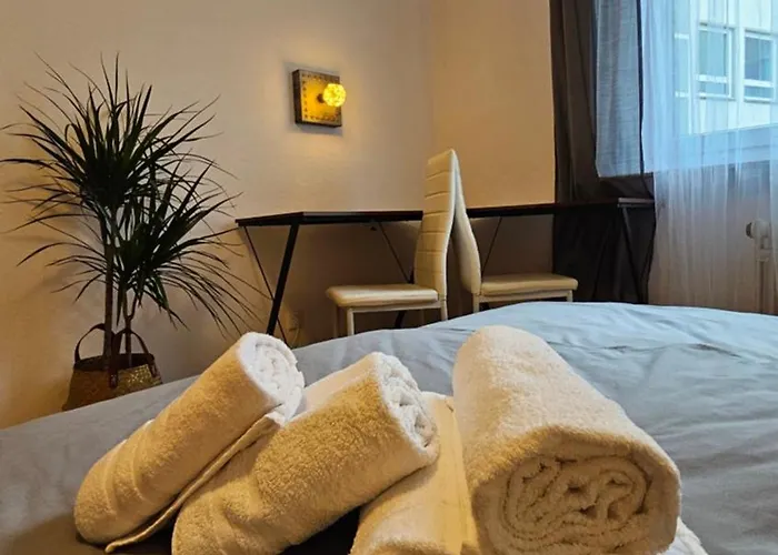 Center Comfort - Cozy, Fully Equipped 3-room Near Main Station *